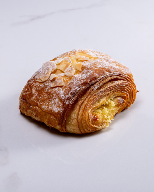 Croissant Aux Amandes 